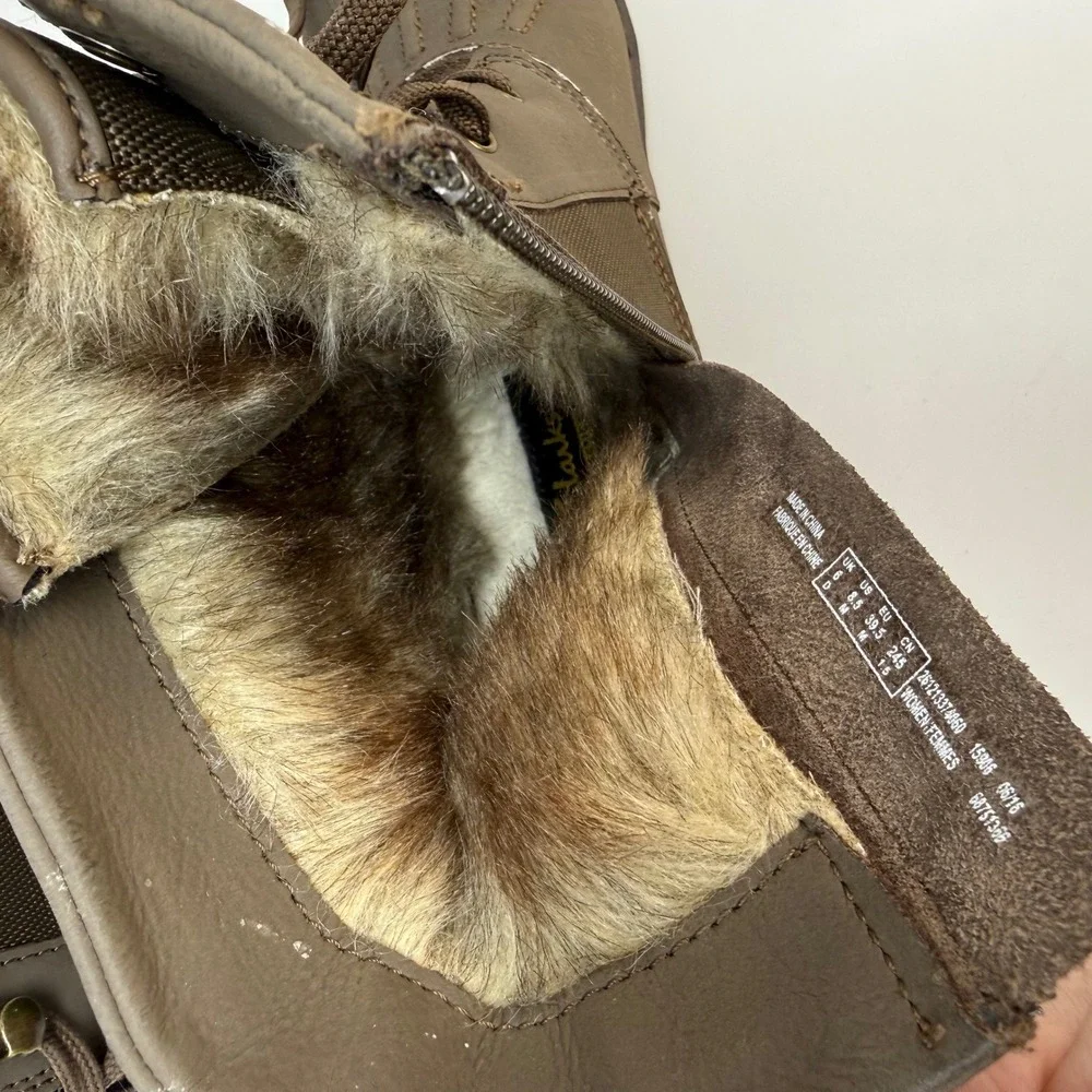 Clarks Muckers Mist Brown Faux Fur Lined Duck Boots Womens 8.5 M Lace Up Zip